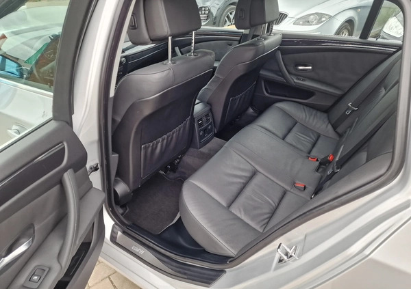 BMW Seria 5 cena 32000 przebieg: 232000, rok produkcji 2009 z Raszków małe 742